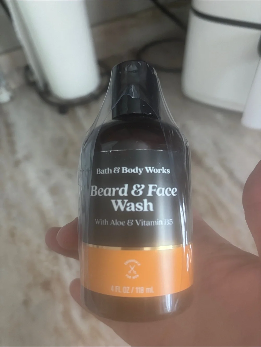 Men’s Bath & Body Works Beard & Face Wash - Black & Orange